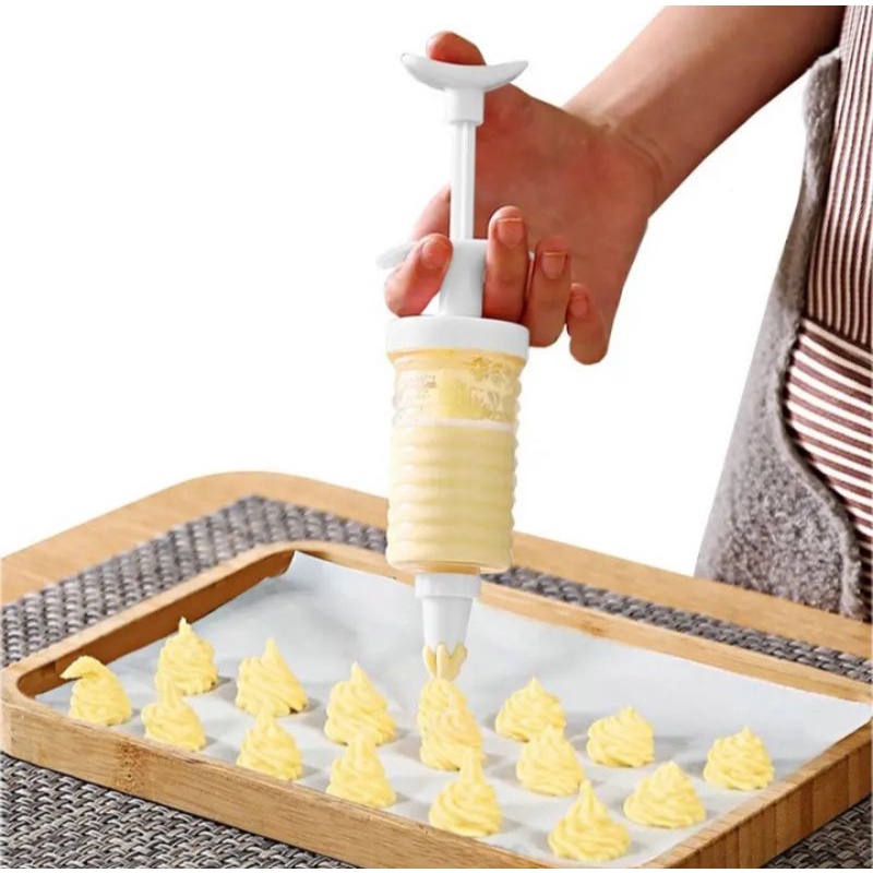 Cake Decorations 8in1 - Set Peralatan Hias Kue Cake Decorations 8in1 - Set Peralatan Hias Kue