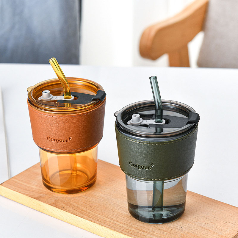 Tumbler Cup Coffee + Sedotan + Holder Kulit 400ml Tumbler Cup Coffee + Sedotan + Holder Kulit 400ml