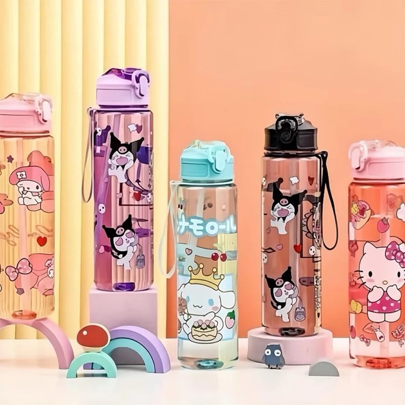 Botol Minum SANRIO 900ml - Botol Air Minum Anak Lucu (Free Sedotan)